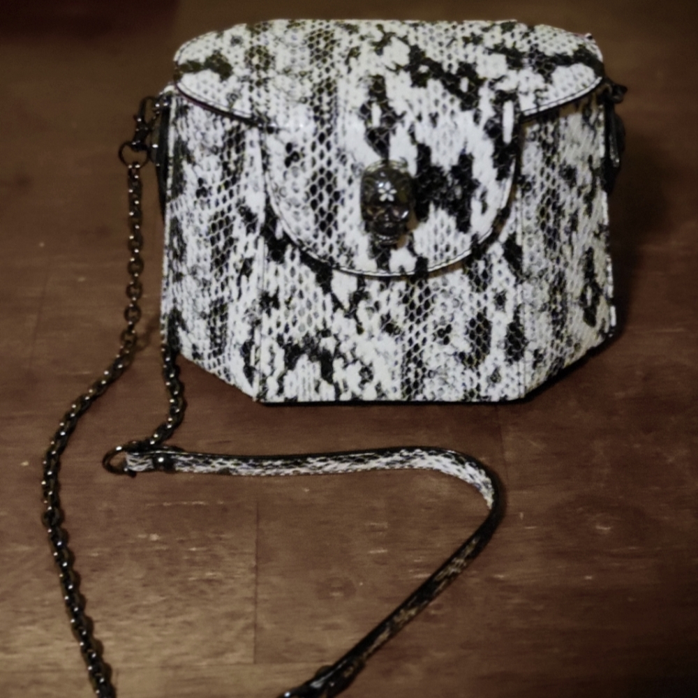 Betsey Johnson Skull crossbody